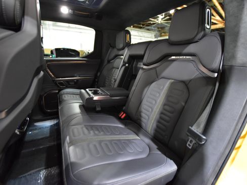 Used 2022 Rivian R1T Adventure image 51