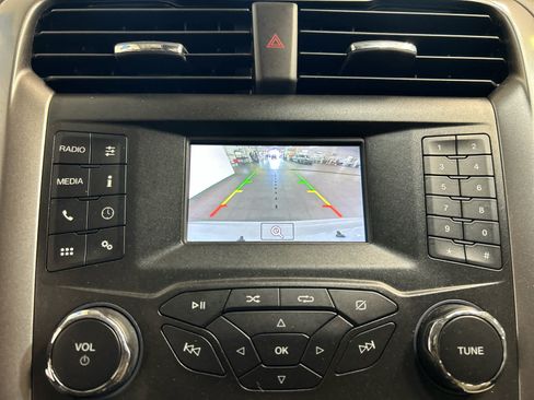 Used 2020 Ford Fusion S FWD image 5