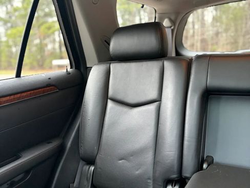 Used 2008 Cadillac SRX AWD w/ Utility Package image 25