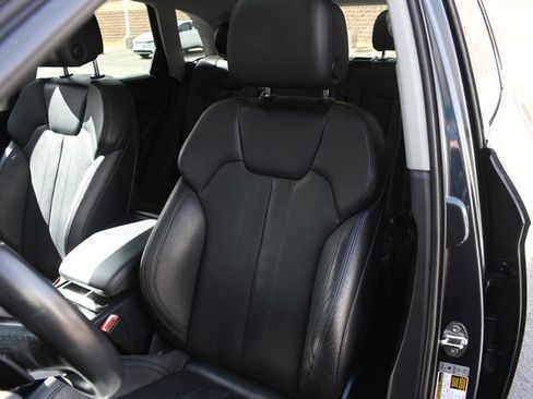 Used 2018 Audi Q5 2.0T Premium Plus w/ Premium Plus Package image 17