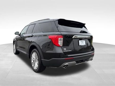 Used 2022 Ford Explorer Limited w/ Equipment Group 301A AWD/4WD image 6