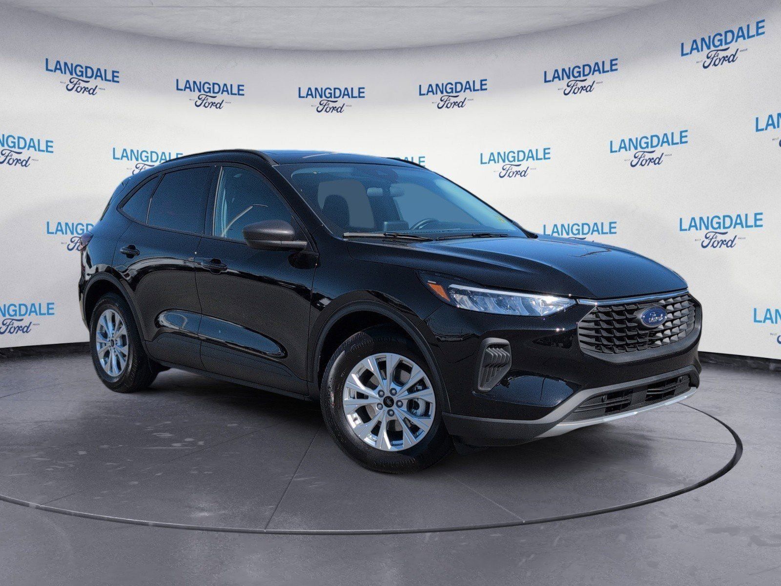 New 2026 Ford Escape Active FWD image 2