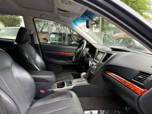 Used 2012 Subaru Outback 3.6R Limited AWD/4WD image 22