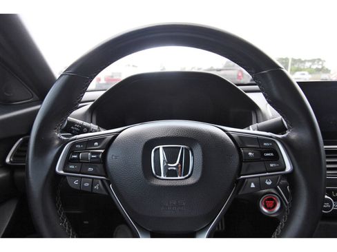 Used 2022 Honda Accord Sport image 17