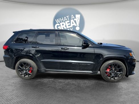 Certified 2018 Jeep Grand Cherokee SRT image 2