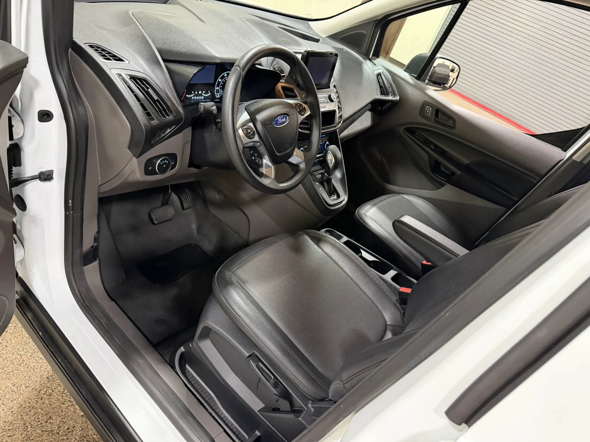 Used 2022 Ford Transit Connect XL FWD image 43