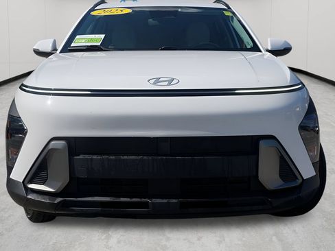 Used 2025 Hyundai Kona SEL AWD/4WD image 4