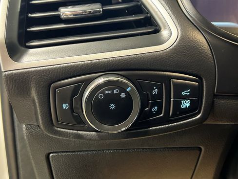 Used 2024 Ford Edge SEL w/ Convenience Package image 13