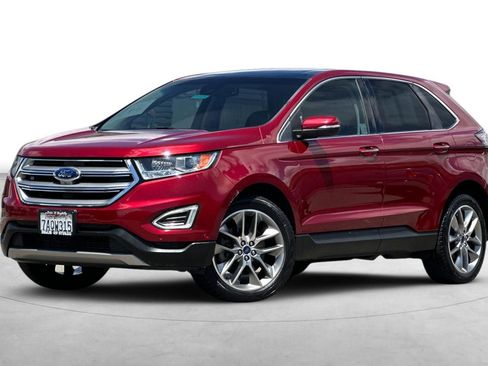 Used 2017 Ford Edge Titanium w/ Equipment Group 302A AWD/4WD image 2