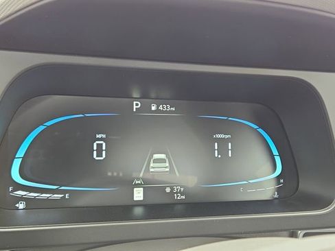 New 2026 Hyundai Elantra Sport FWD image 9