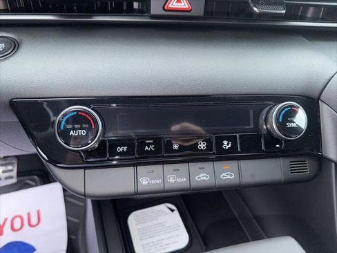 New 2026 Hyundai Elantra Sport FWD image 14