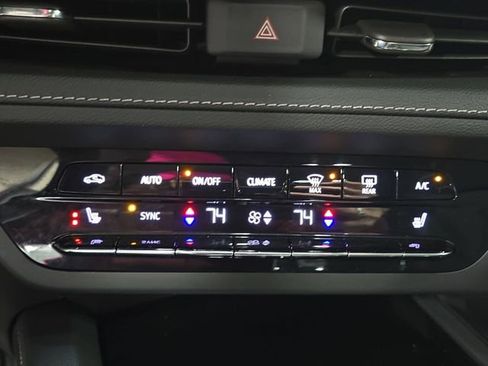 Used 2023 Buick Envision Preferred w/ Sport Touring Package image 23