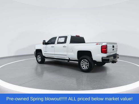 Used 2019 Chevrolet Silverado 2500 LTZ w/ Duramax Plus Package AWD/4WD image 6