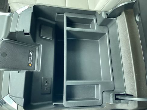 Used 2023 GMC Sierra 1500 SLT w/ SLT Premium Package image 20