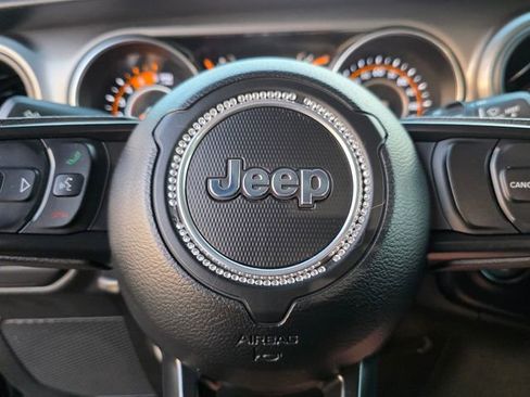 Used 2021 Jeep Wrangler Unlimited Sport image 22