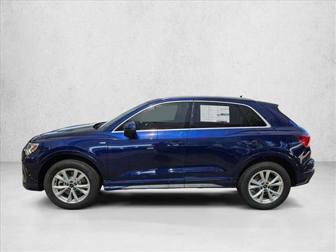 Certified 2025 Audi Q3 2.0T Premium w/ Convenience Package AWD/4WD image 5