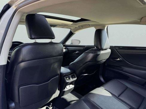 Used 2021 Lexus ES 250 w/ Premium Package AWD/4WD image 35