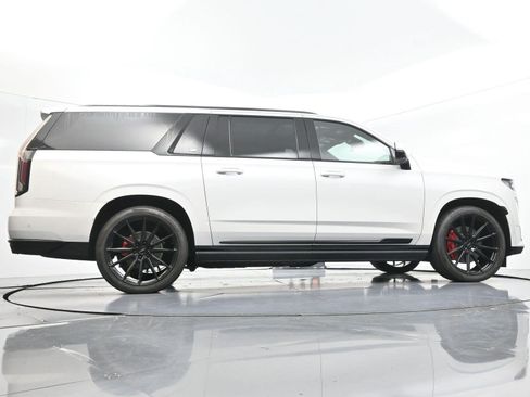 Used 2021 Cadillac Escalade ESV Sport Platinum AWD/4WD image 56