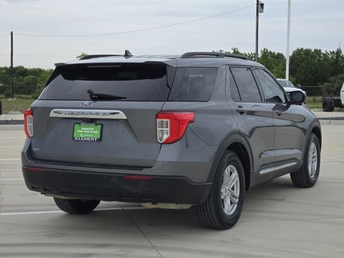 Used 2022 Ford Explorer XLT RWD image 7