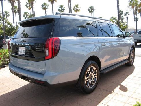 Certified 2025 Ford Expedition Max Active image 4