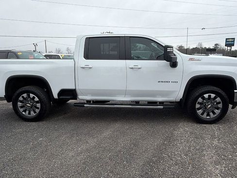 Certified 2024 Chevrolet Silverado 2500 LT image 4