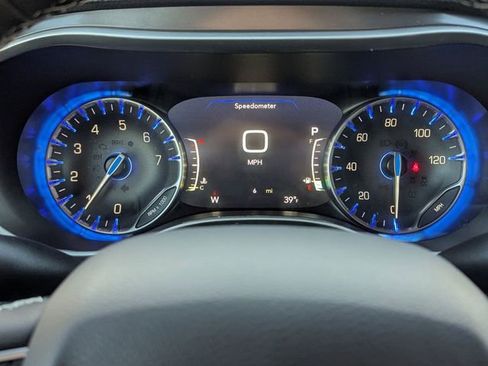 New 2026 Chrysler Pacifica Select image 12