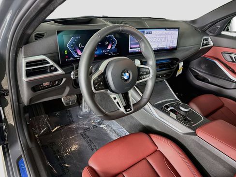 Used 2026 BMW 330i Sedan w/ M Sport Package RWD image 9