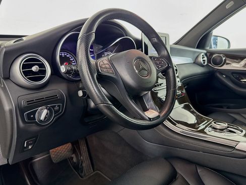 Used 2018 Mercedes-Benz GLC 300 image 21