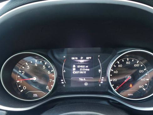 Used 2019 Jeep Compass Sport image 33