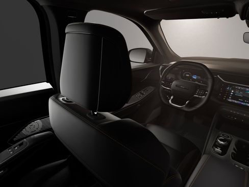 New 2026 Jeep Cherokee Limited AWD/4WD image 8