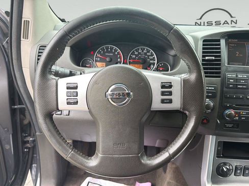 Used 2011 Nissan Pathfinder Silver AWD/4WD image 15
