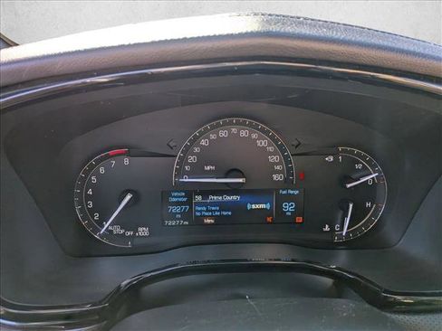 Used 2017 Cadillac XT5 Luxury w/ Driver Awareness Package image 10