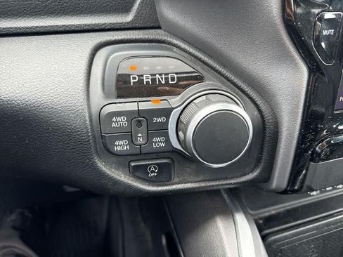 Used 2025 RAM 1500 Big Horn AWD/4WD image 16