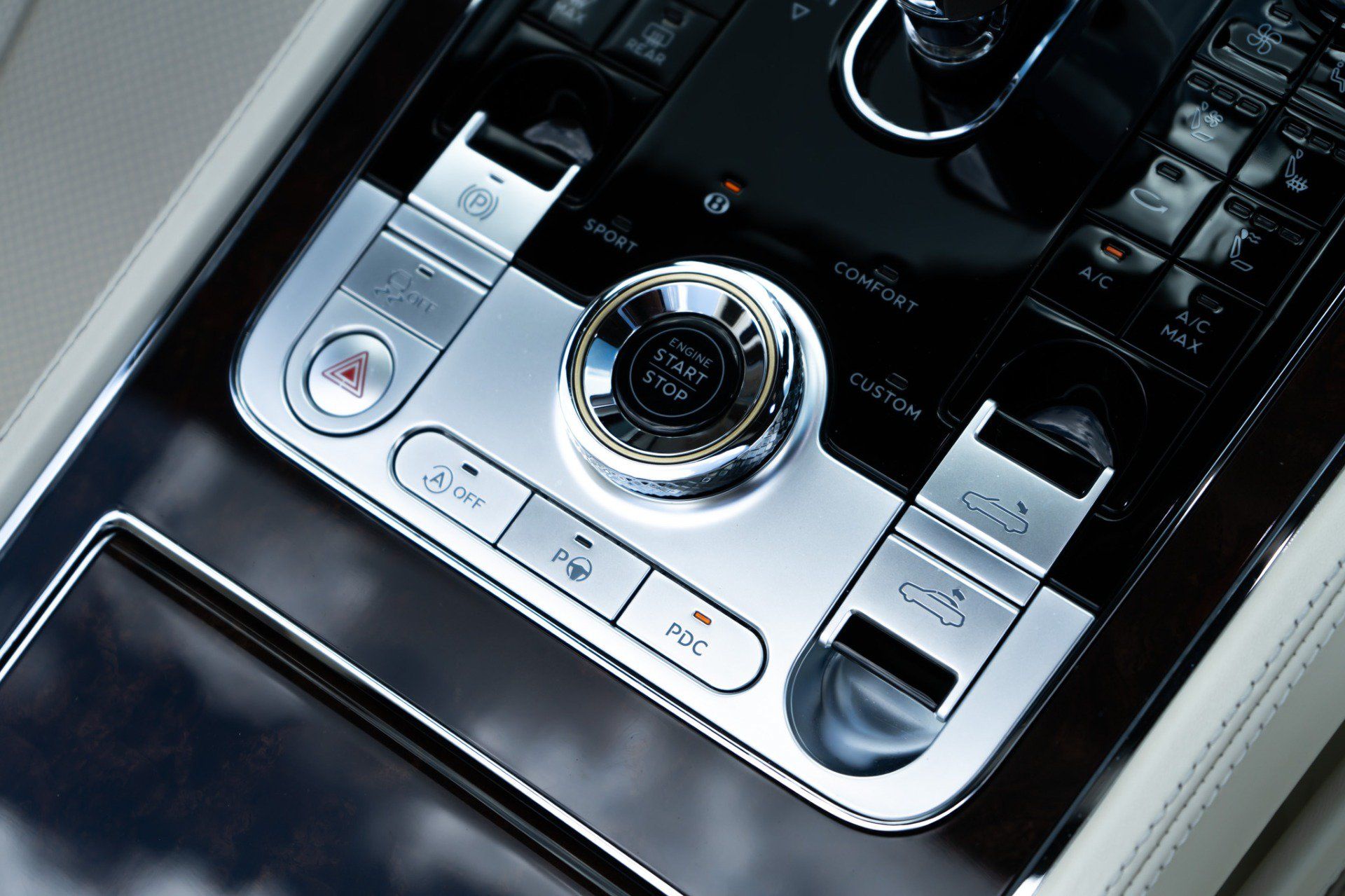 Used 2022 Bentley Continental GT AWD/4WD image 26
