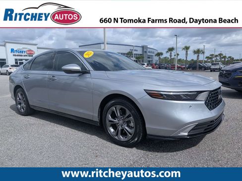 Used 2023 Honda Accord EX-L image 1
