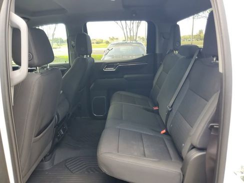 Certified 2023 Chevrolet Silverado 1500 LT Trail Boss image 11