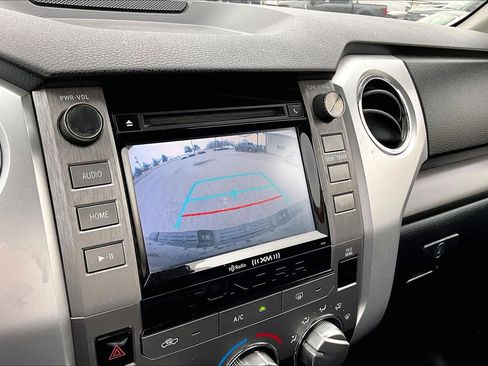 Used 2018 Toyota Tundra SR5 w/ SR5 Upgrade Package image 28