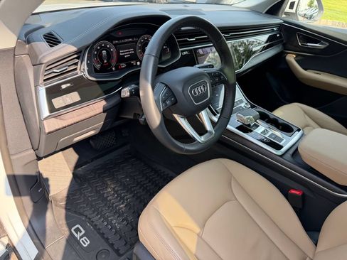 Used 2025 Audi Q8 Premium w/ Convenience Package AWD/4WD image 15