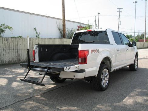 Used 2019 Ford F150 Platinum w/ Equipment Group 701A Luxury AWD/4WD image 9