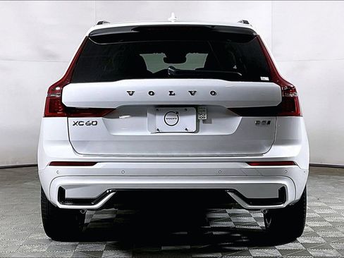 New 2026 Volvo XC60 B5 Plus w/ Protection Package Premier AWD/4WD image 3
