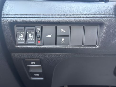 New 2026 Honda Odyssey Elite image 19