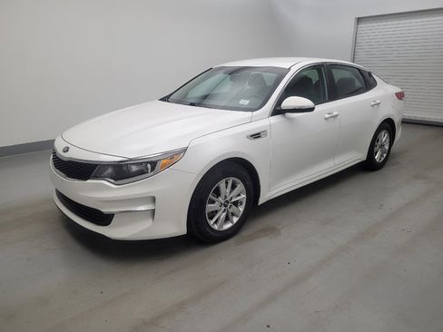 Used 2016 Kia Optima LX FWD image 2