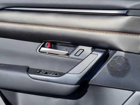 Used 2025 MAZDA CX-50 AWD 2.5 S w/ Weather Package image 16