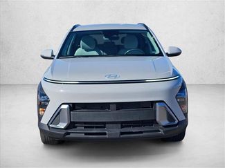 Used 2025 Hyundai Kona SEL video 2