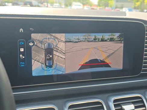 Certified 2025 Mercedes-Benz GLS 450 4MATIC image 32