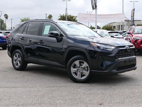 Used 2024 Toyota RAV4 XLE FWD image 1