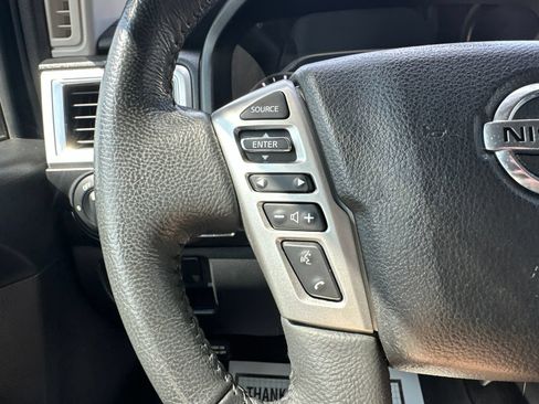 Used 2020 Nissan Titan SV w/ SV Convenience Package AWD/4WD image 50