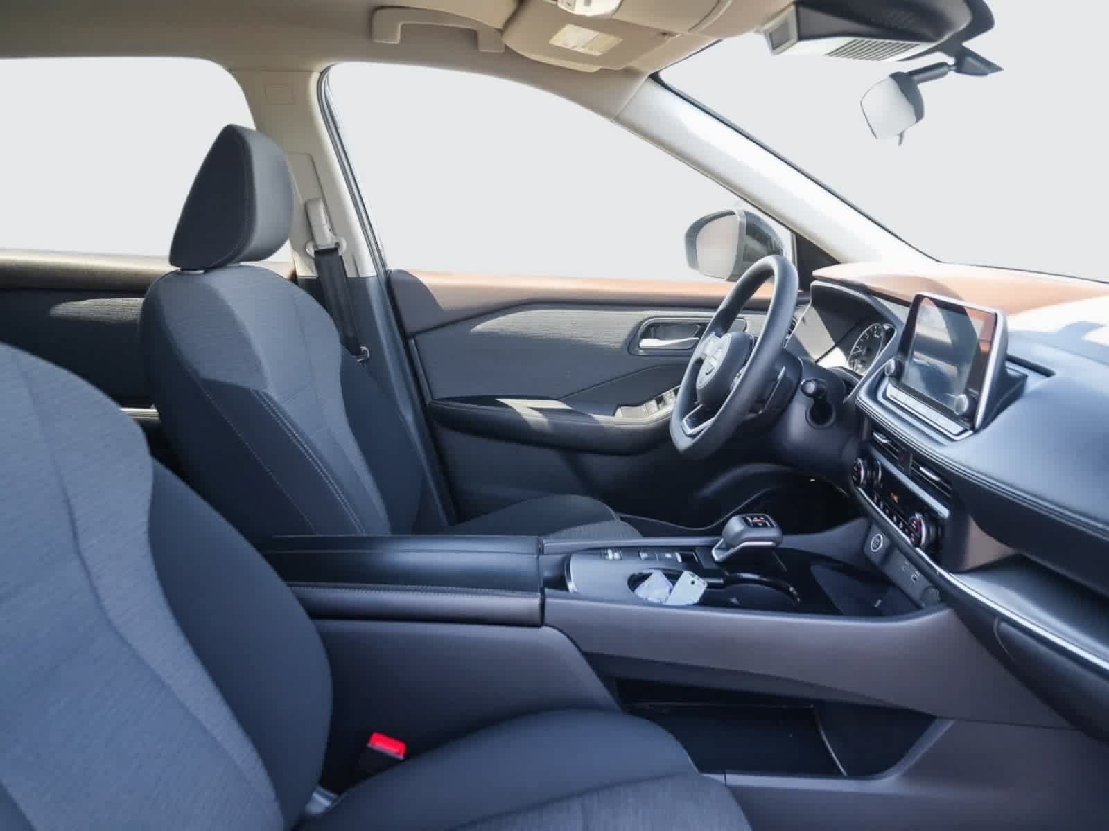 Used 2023 Nissan Rogue SV FWD image 19