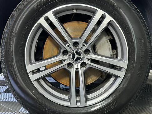 Used 2021 Mercedes-Benz GLC 300 4MATIC image 12