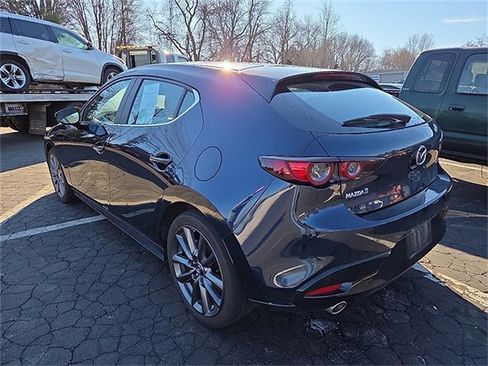 Used 2021 MAZDA MAZDA3 s image 3